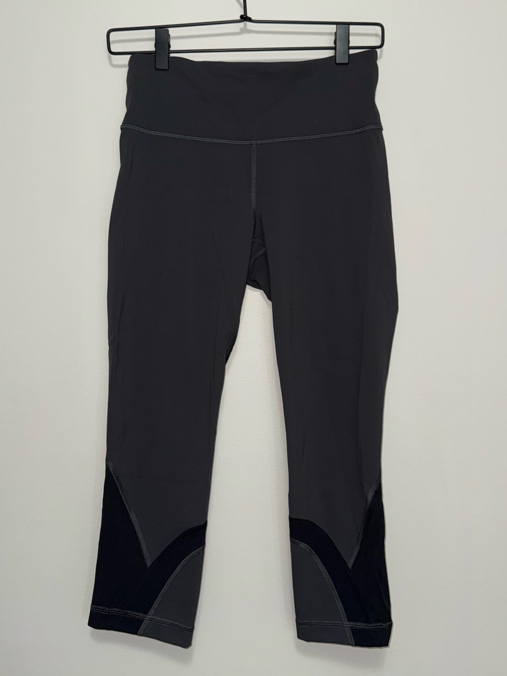 lululemon athletica Black & Charcoal Cropped Leggings